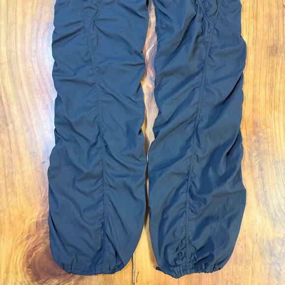 Lululemon Women's Pants 4 Dance Studio Baggy Cargo Athletic Jogger E3-9 - Picture 5 of 6